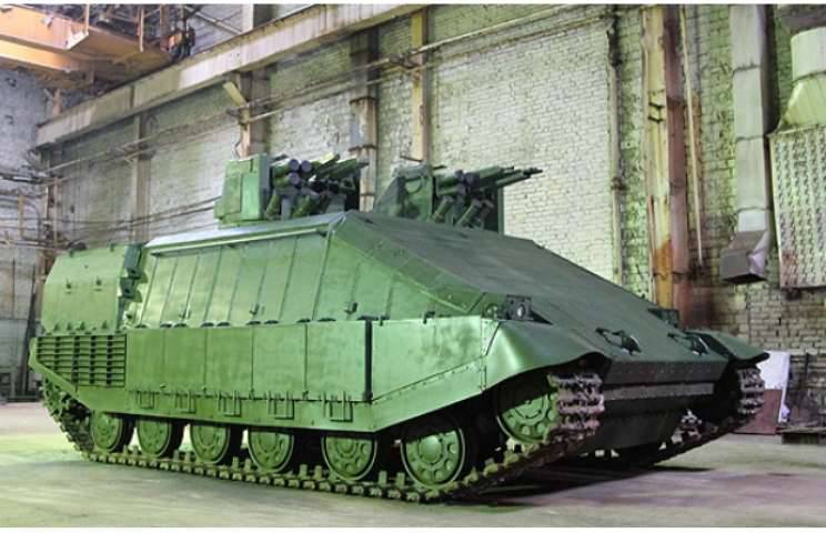 En Ucrania, comenzar a probar el tanque experimental "Azovets"