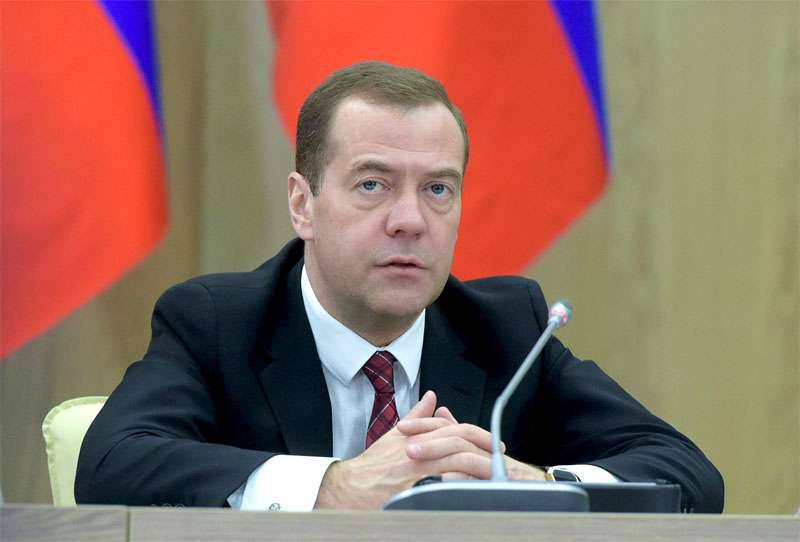 Dmitry Medvedev called the head of the SBU, who saw the “Russian trace” in Brussels attacks, a moron