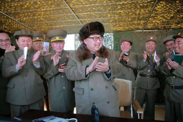 DPRK testet Feststoffraketenmotor