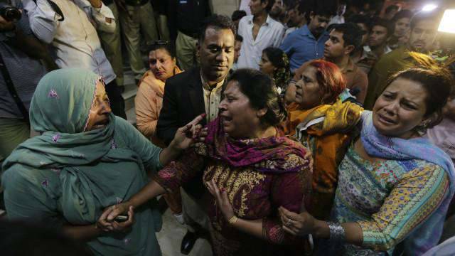 Un importante ataque terrorista en Pakistán Lahore. Un gran número de víctimas infantiles.