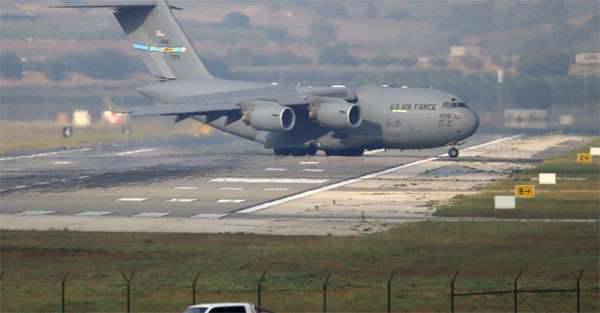 Пентагон и Госдеп срочно эвакуируют из Турции семьи своих сотрудников