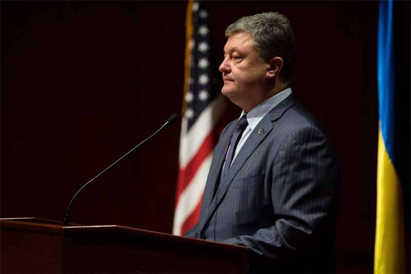 Poroshenko in the USA again asks for weapons and “demands” to tighten sanctions against Russia