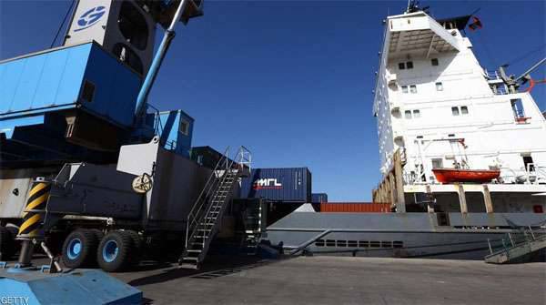 En el puerto de Misia, el libio Misrata, explotaron dos barcos de carga con armas.