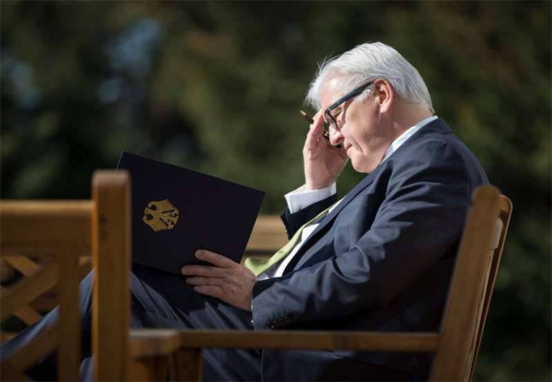 Steinmeier a appelé au retour de la Fédération de Russie sur G8, mais pas maintenant ...