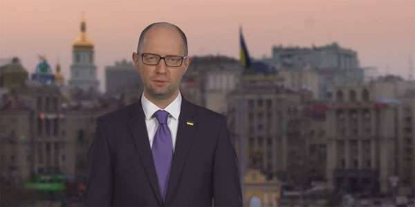 Yatsenyuk renunció y habló sobre la moralidad y la artificialidad de la crisis política en Ucrania.