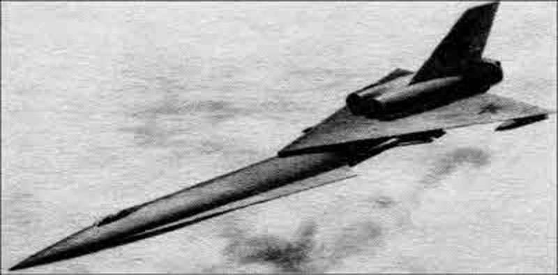 Denizaltılar için süpersonik bir uçak projesi P-10B