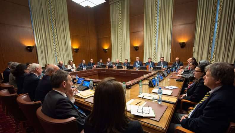 Media: split among Syrian opposition in Geneva