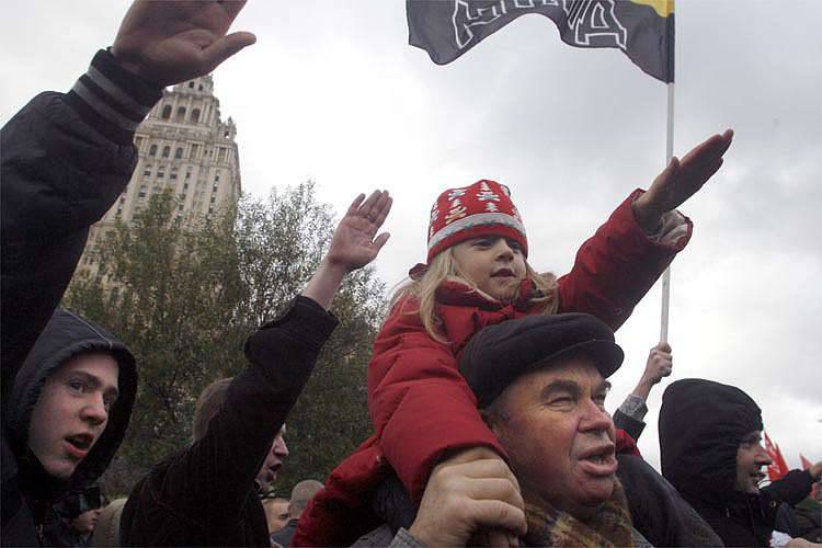 Sin rostro Nazismo ordinario, fascismo ordinario.