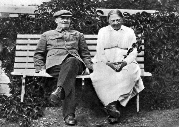"Цель Ленина была - чтобы люди стали хозяевами своей страны" "Цель Ленина была - чтобы люди стали хозяевами своей страны"