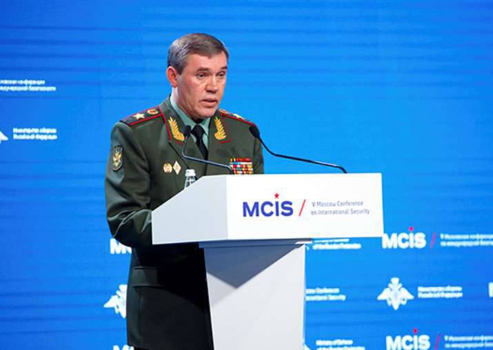 Gerasimov: Russian pilots in Syria do not strike even at abandoned hospitals and schools