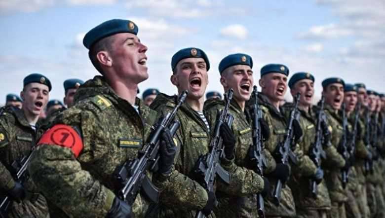 Bei der Victory Parade werden neue Kollimator-Sehenswürdigkeiten vorgestellt