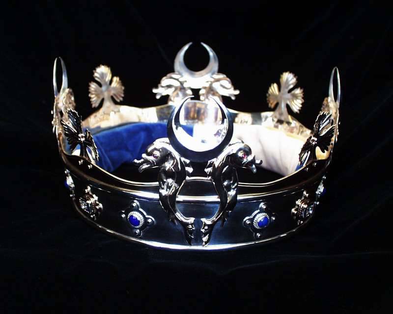 Корона и власть