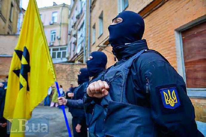 RDP: Kiev prévoit de se débarrasser des bataillons nationaux, les poussant à l'offensive dans la zone ATO