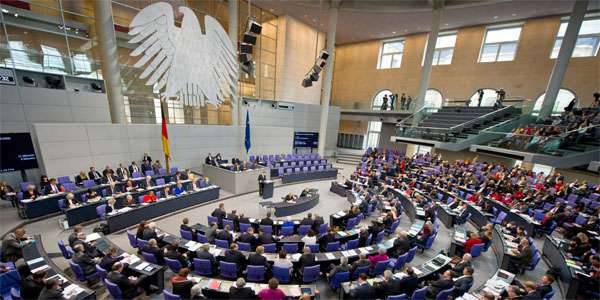 Die deutsche Spionageabwehr, die sich unter der Haube der NSA der USA befindet, wirft den russischen Sonderdiensten Cyberattacken auf den Bundestag vor