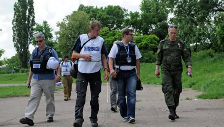 Basurin: Donbass의 OSCE 관찰자는 Normandy Four의 결정에 의해서만 다른 조직의 임무로 대체될 수 있습니다.