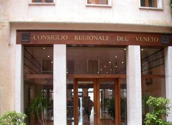 Los diputados del consejo regional de la región italiana de Veneto reconocieron a Crimea y Sebastopol como parte de Rusia