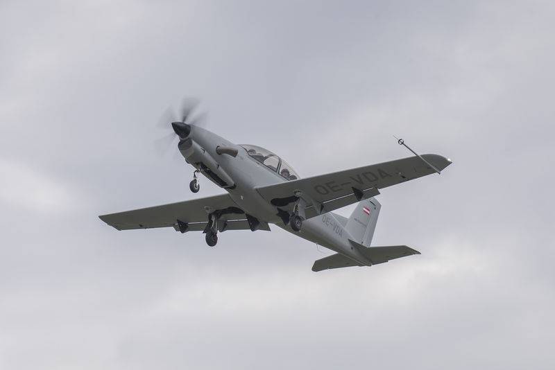 Austrian Diamond DART-450 made the first flight