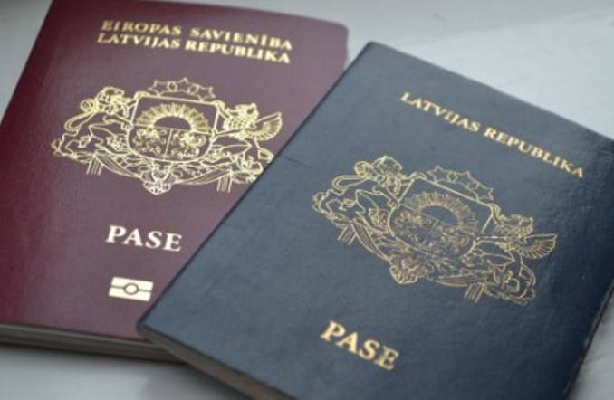 Washington urged Latvian authorities to "promote the naturalization of non-citizens"