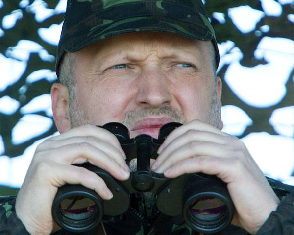 Turchinov propôs a criação na Ucrânia, a liberação de mísseis equipados com drone drone