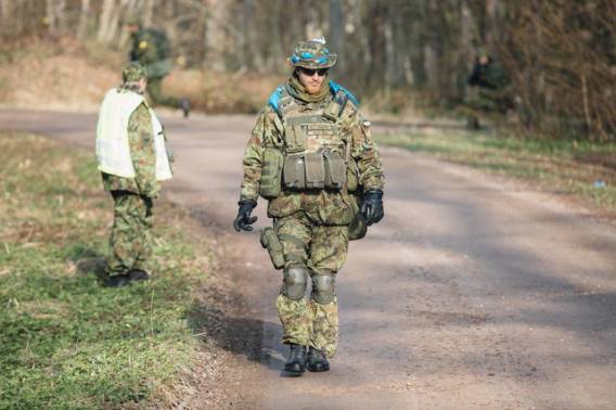 Exercícios do Sabre Knight lançados por oficiais dinamarqueses na Estônia