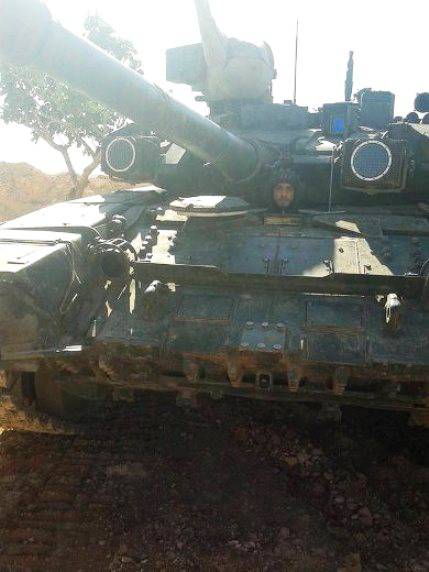 Syrian “Desert Falcons” got T-90 and KamAZ with howitzers D-30