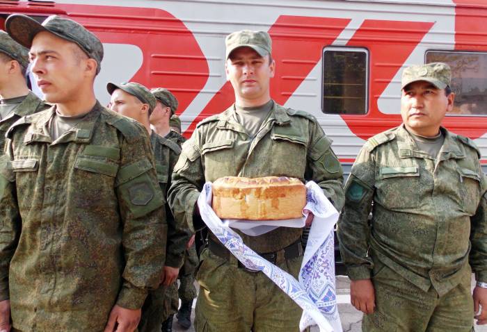 Brigada de rifle motorizado desplegándose en la región de Bryansk