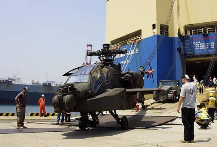 Apache Guardian helikopterlerinin ilk partisi Güney Kore'ye geldi