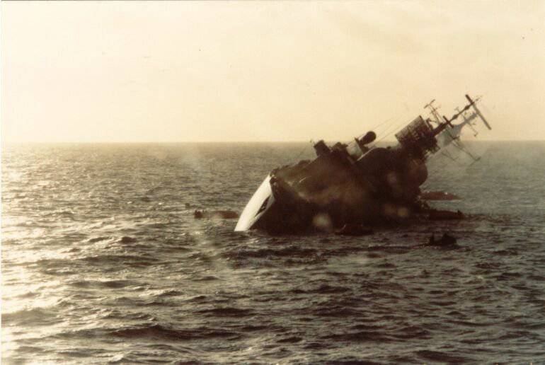 "Harriers" em batalha: conflito de Falklands 1982 (parte de 7)