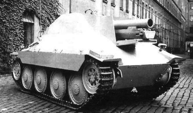 Artilharia autopropulsada 15 cm sIG 33 / 2 (Sf) auf Jagdpanzer 38 (Alemanha)