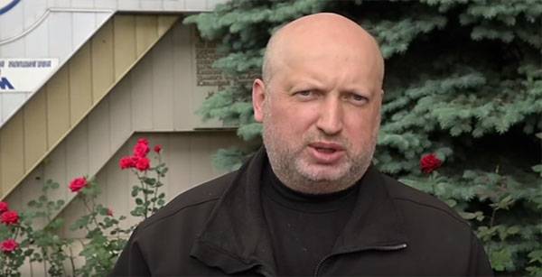 Турчинов заявил о том, что на Украине объёмы боеприпасов советского производства на исходе