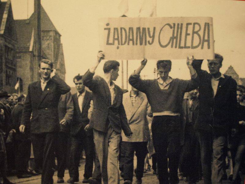 Poznan June. Polonya'da Sovyet Karşıtı "Maidan" Yılın 1956'i