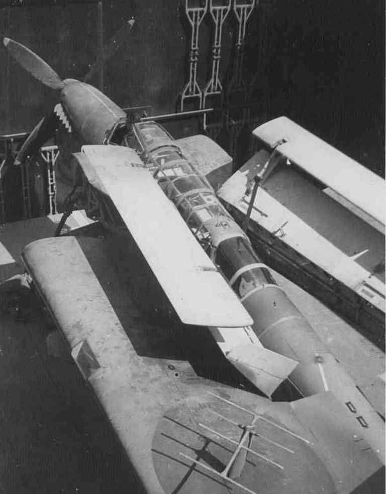 第二次世界大战中的甲板航空：新飞机。 第四部分
