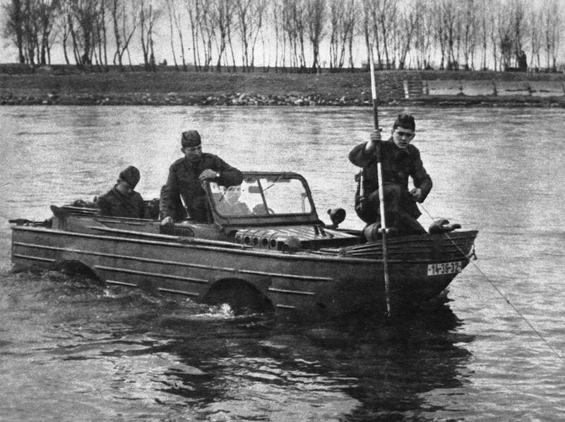 Плавающий автомобиль ГАЗ-46 (МАВ)