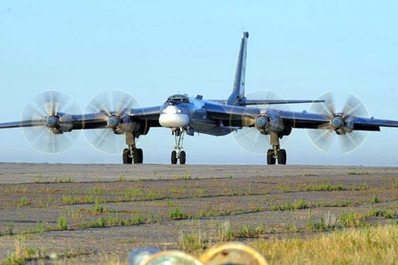 Tupolev will give the military more 7 upgraded Tu-95MS bomber