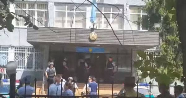 Rote Ebene der terroristischen Bedrohung in Almaty