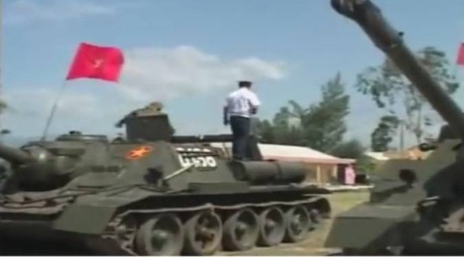 Waiting for the T-90, the Vietnamese continue to exploit the T-34 and Su-100