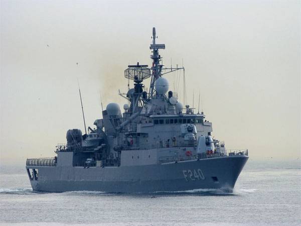 Mídia: Ancara "perdeu" 14 navios e o comandante da Marinha