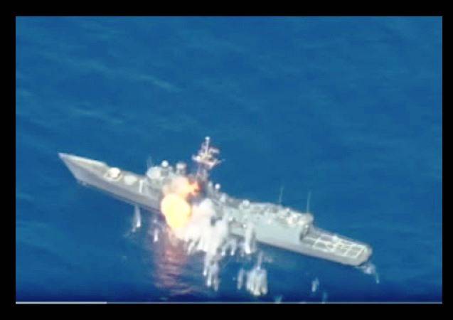 Старый американский фрегат показал «поразительную живучесть» (видео)