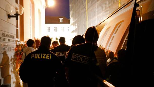 Ansbach blast and attacks in Reutlingen (Germany)