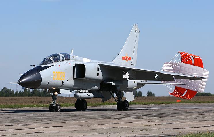 Warum hat China seine Kampfflugzeuge zur Aviadarts-2016 mitgebracht?
