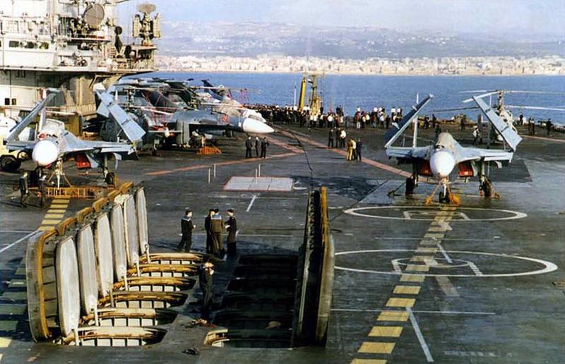 «Адмирал Кузнецов» возьмёт контроль над Восточным Средиземноморьем: страхи США и стратегия «A2/AD»