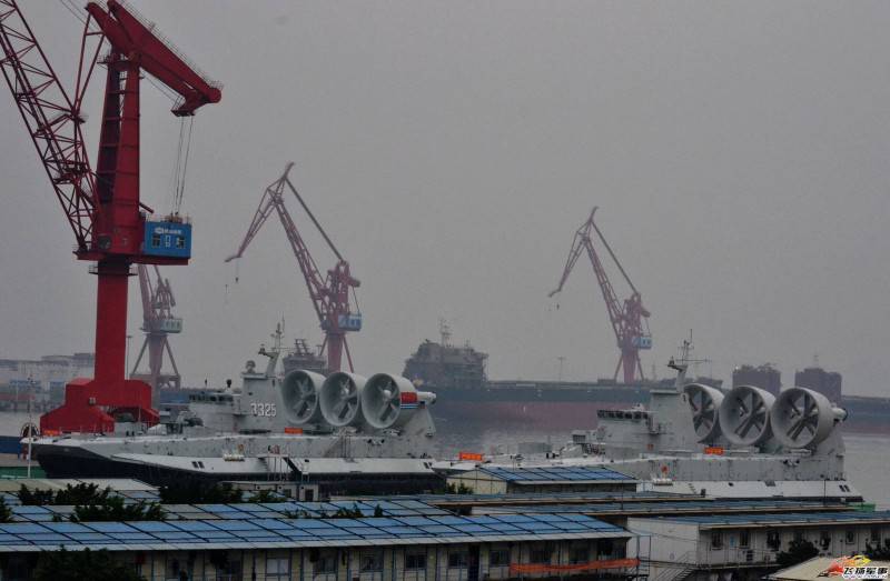 Los constructores de barcos chinos tienen dificultades para completar la construcción de barcos anfibios tipo Zubr ucranianos