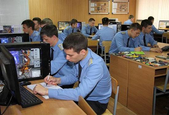 7 августа - День Службы специальной связи и информации ФСО РФ