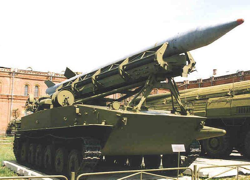 Tactical missile system 2K6 "Luna"