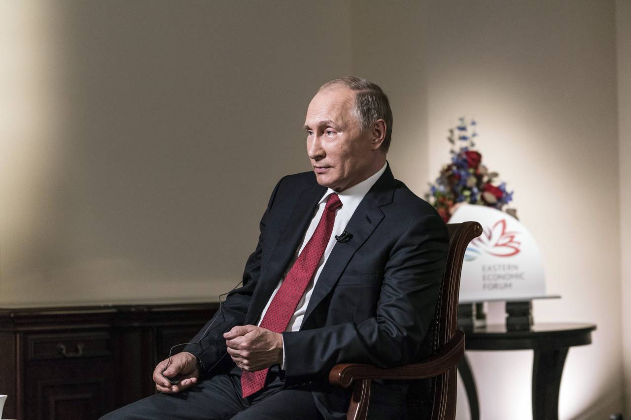 Владимир Путин о Курилах'Мы территориями не торгуем
