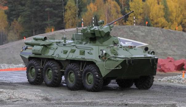 Росгвардию начнут вооружать новыми БТР-82В в следующем году