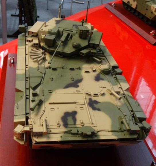 A BMP B-11 frissített megjelenése a "Kurganets-25" platformon alapul