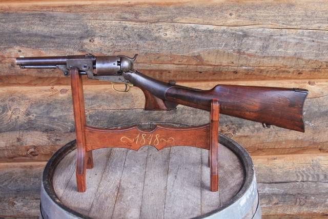 Brief history of pistol-carbines. Part of 1. Colt Dragoon with detachable butt