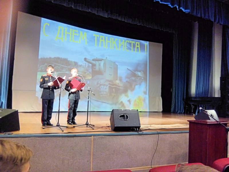 Юбилейный 70-й День танкиста прошел в Московском суворовском военном училище