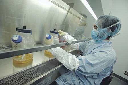 Inkubátor pro boj s bakteriemi